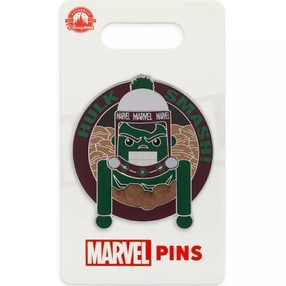Hulk Nutcracker Holiday Pin Disney x Marvel New with Card 2023 - Picture 2 of 2